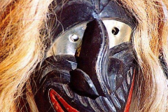 am332iroquoisbrokennose-schwarz