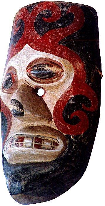 Unsere Masken aus Indonesien - maskenmuseum-diedorf
